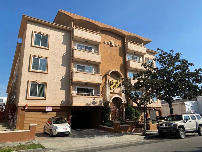 Foto del edificio - 712 N Kings Rd
