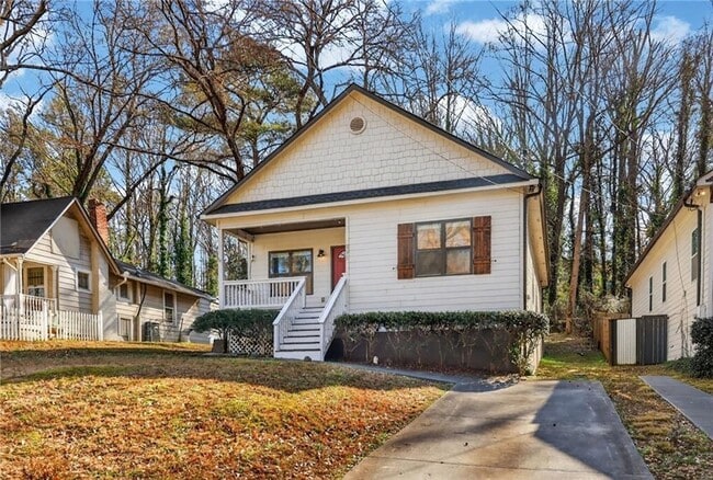 Photo - 991 Ada Ave NW House