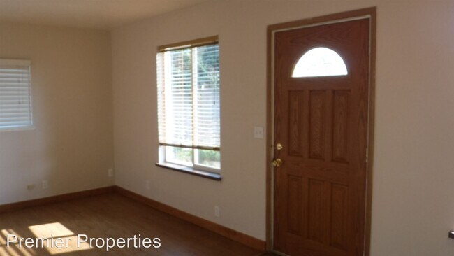 Foto del edificio - 3 br, 2 bath House - 425 Arnold Lane