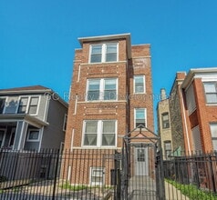 Building Photo - 4842 N Albany Ave