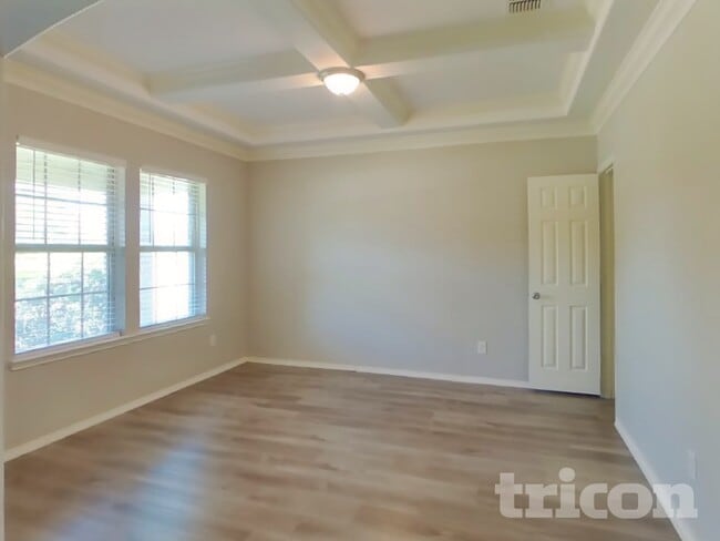 Foto del edificio - 2304 Eppright Dr