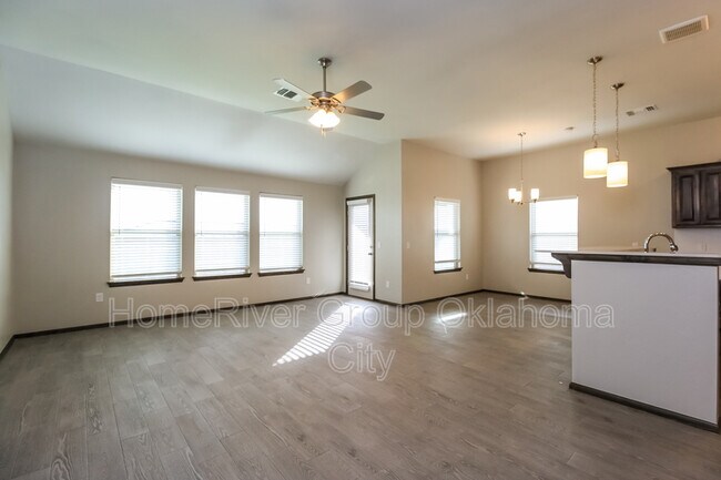 Foto del edificio - 12944 NW 3rd Terrace