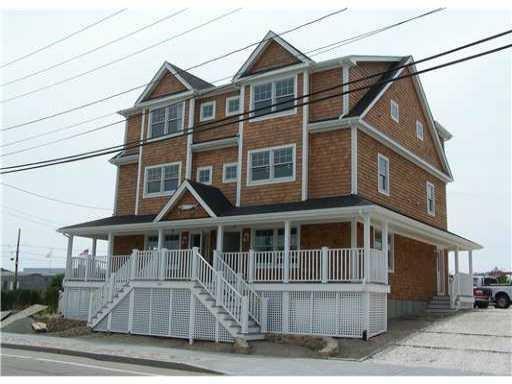 Building Photo - 232 Sand Hill Cove Rd