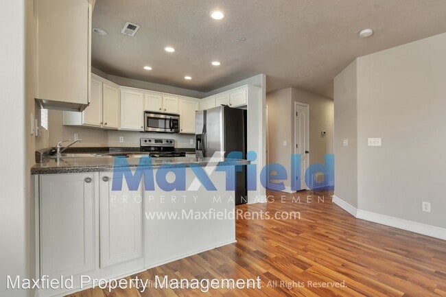 Building Photo - 3 br, 2 bath House - 242 Spencer Peak Way ...