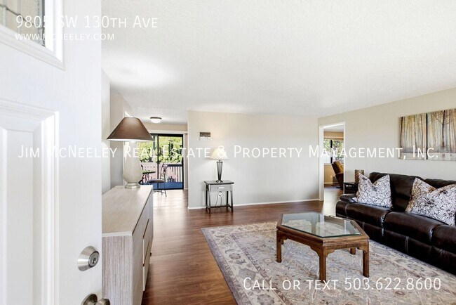 Foto del edificio - 9805 SW 130th Ave