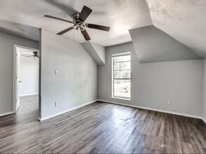 Building Photo - 220 E Springer Ave