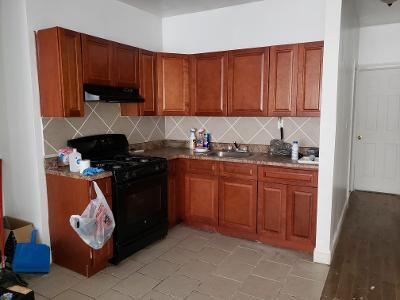 Kitchen - 69 Mapes Ave