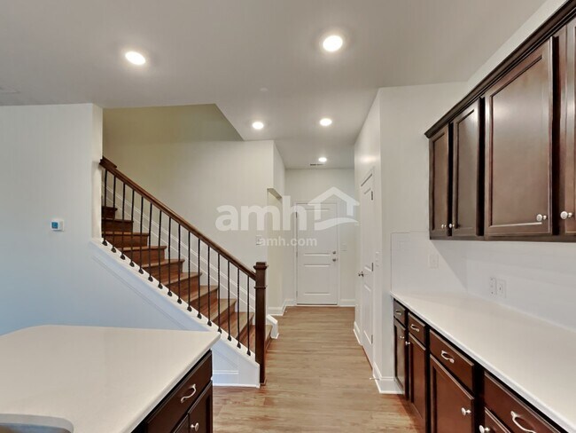 Building Photo - 149 Hazel Pk Dr
