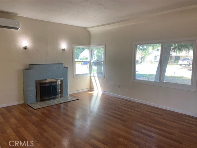 Foto del edificio - 2839 N Stoddard Ave