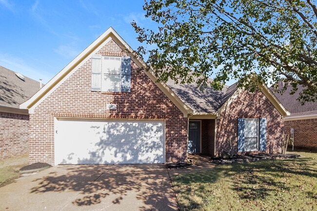 Building Photo - 4882 Graham Lake Dr