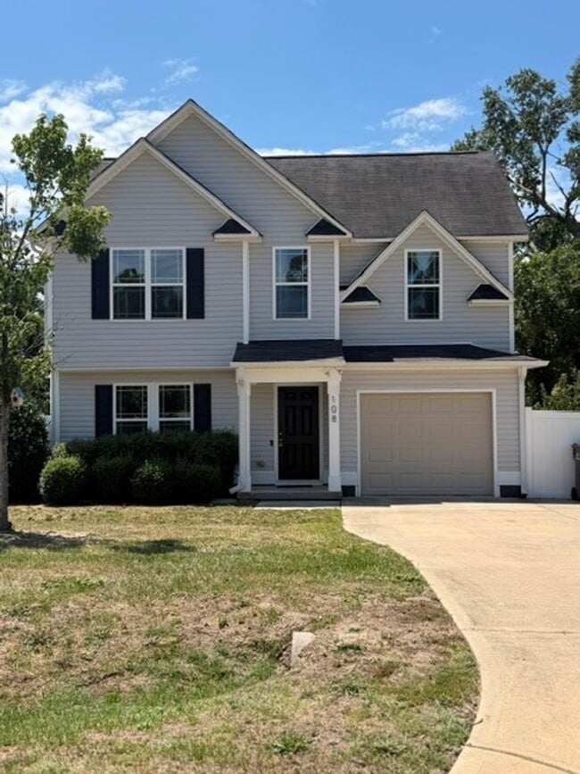Building Photo - Cute 3 Bedroom Home Nestled in the back of the cul-de-sac