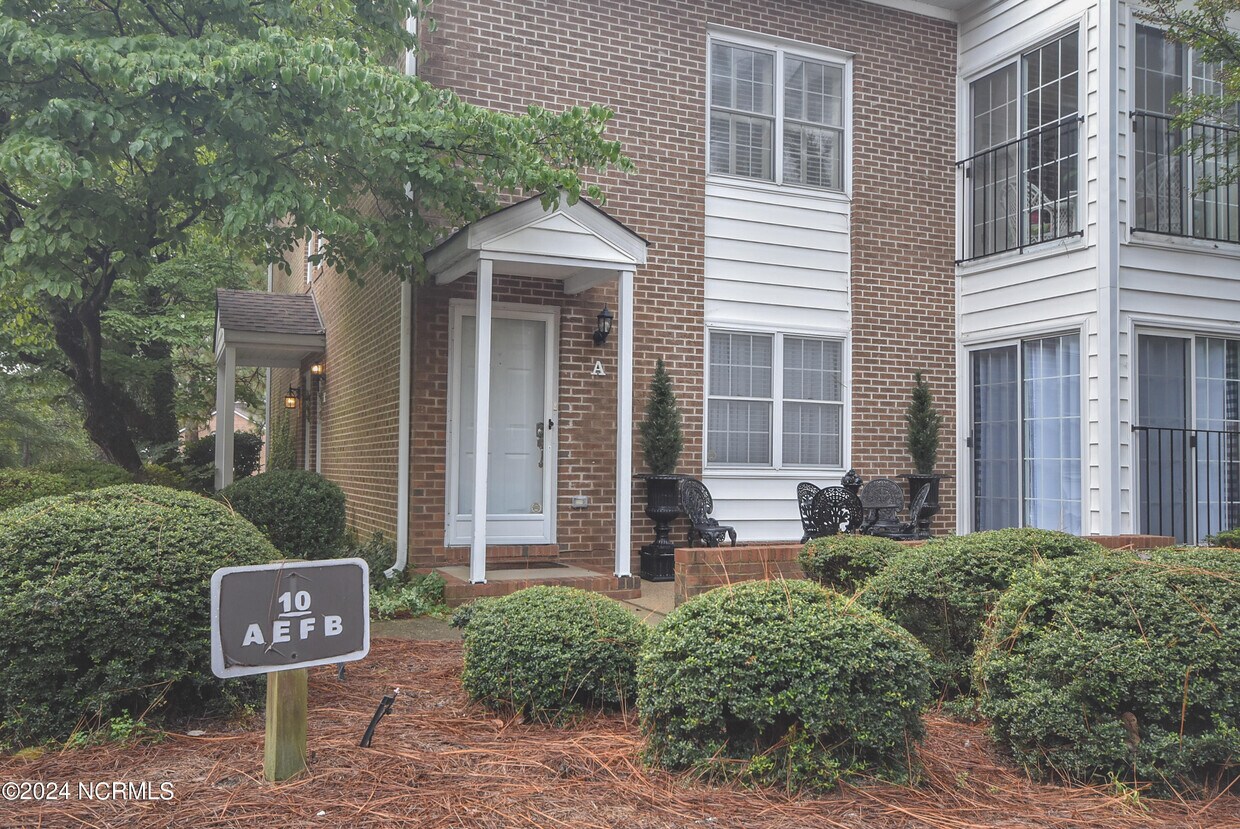 10 Pinehurst Mnr Rd Unit A, Pinehurst, NC 28374 Condo for Rent in