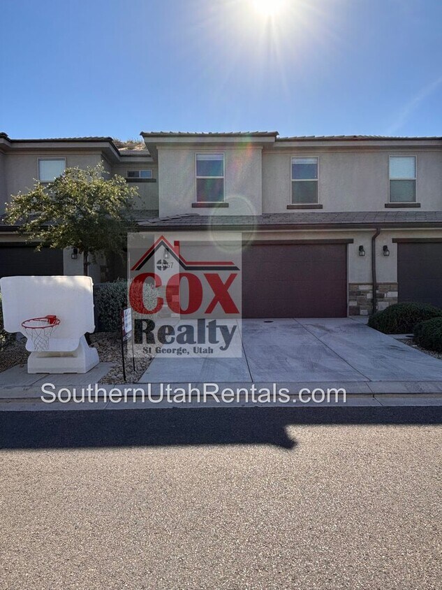Foto principal - Little Valley Townhome For Rent
