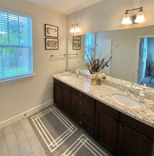 Building Photo - 25110 Glen Loch Dr