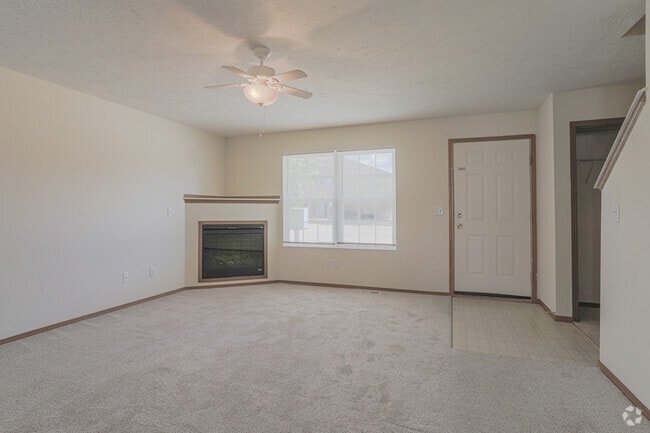 3 BR Townhome - Living Room - Wellington Place