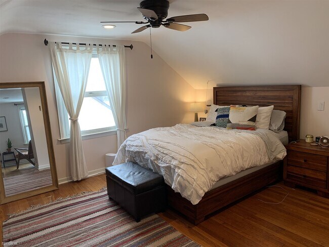 Foto del edificio - 3 br, 1 bath House - 4228 Tyler Ave