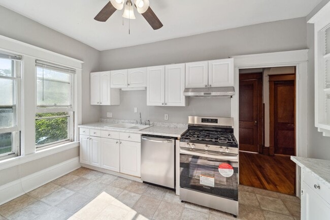 Foto del edificio - 1223 Dayton Ave