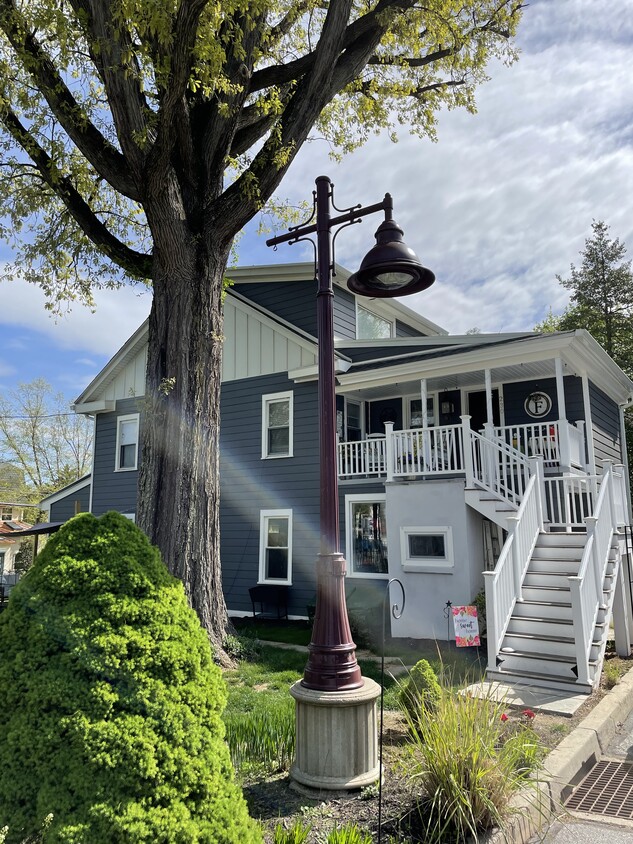 Foto principal - 230 Byers Rd