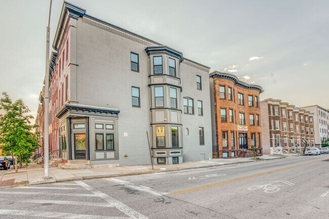 Foto del edificio - 226 E Lafayette Ave