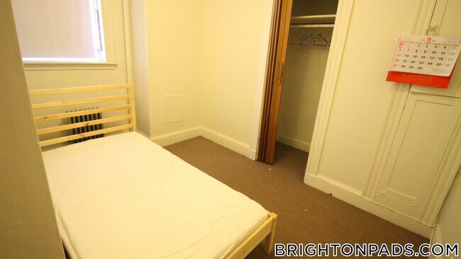 Foto del edificio - 66 Chiswick Rd