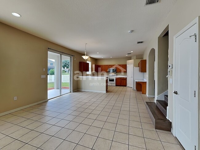 Building Photo - 8809 Founders Cir