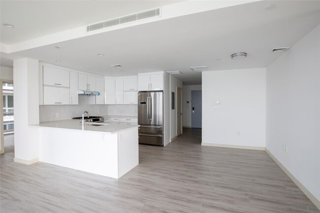 Foto del edificio - 14- 50 110th St