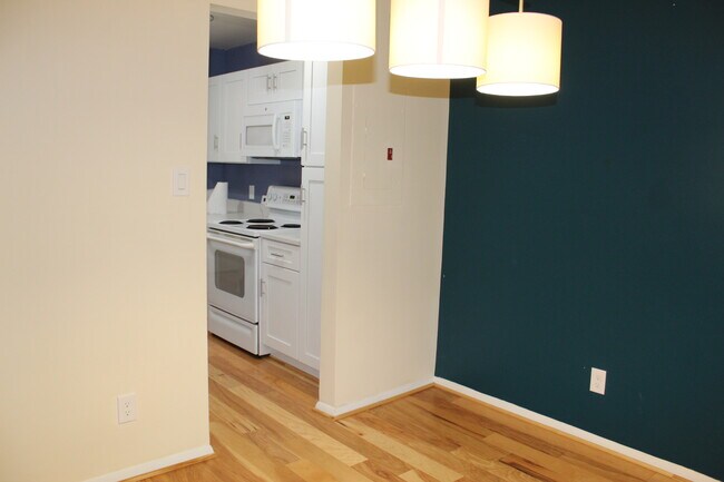 Dinning room - 7907 Badenloch Way