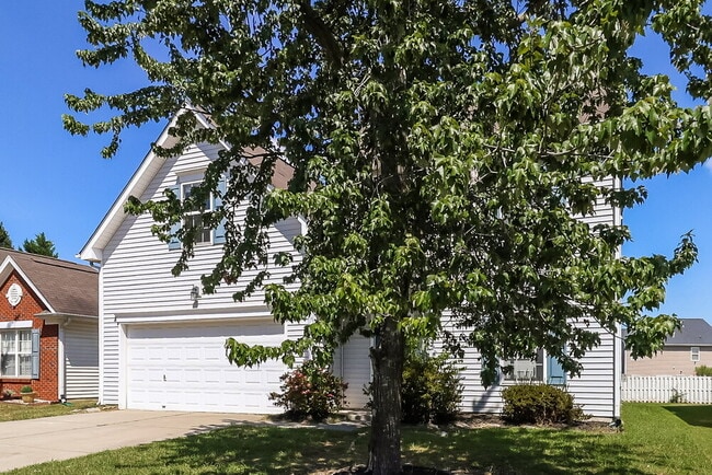 Building Photo - 4823 Sunburst Ln