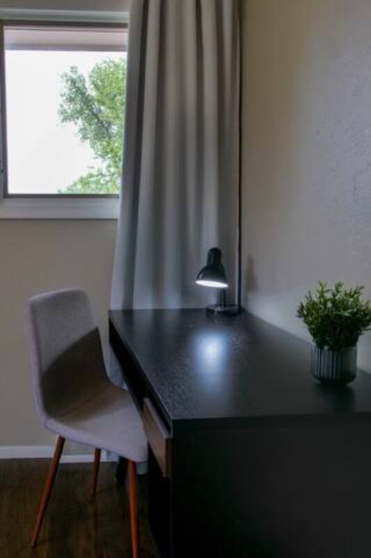 Foto del edificio - 8239 Cherokee St