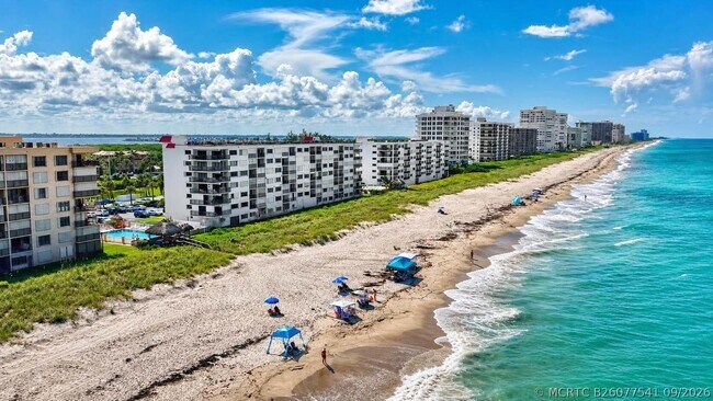 Building Photo - 10152 S Ocean Dr