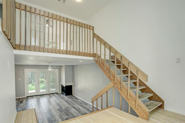 Building Photo - 2308 Fairwind Rd