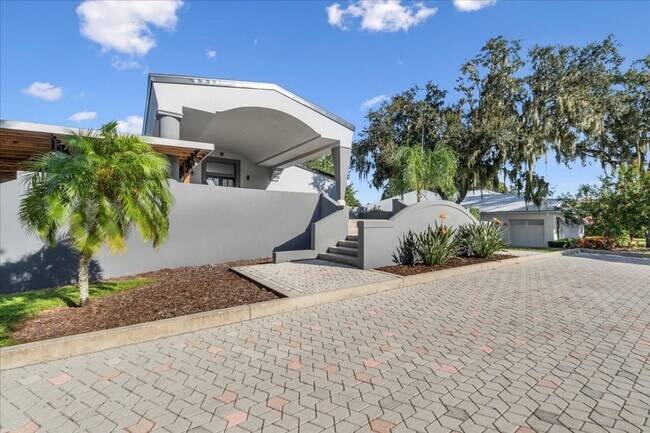 Foto del edificio - 3824 Gaines Dr