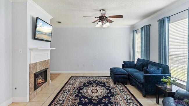 Foto del edificio - 4464 Highland Rd