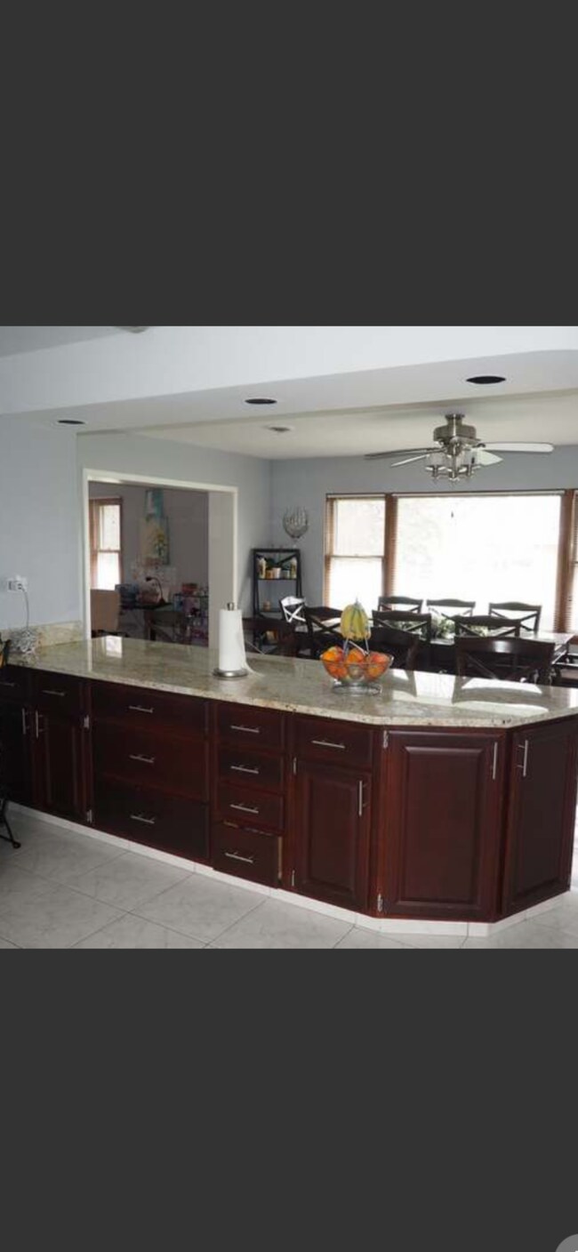 Foto del edificio - 4N200 Glen Ellyn Rd