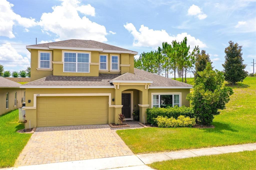 Foto principal - 128 Williamson Dr