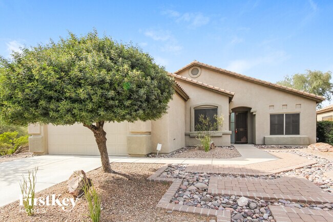 Foto del edificio - 8229 N Sombrero Point Dr