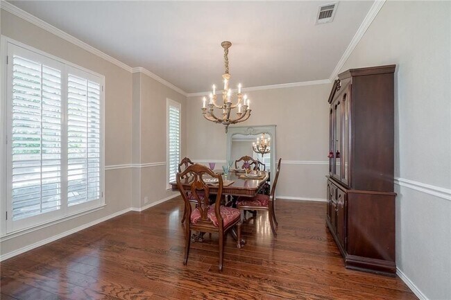 Foto del edificio - 2374 Aspermount Dr
