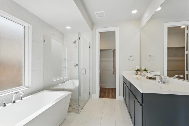 Building Photo - 3003 Wind Knot Way