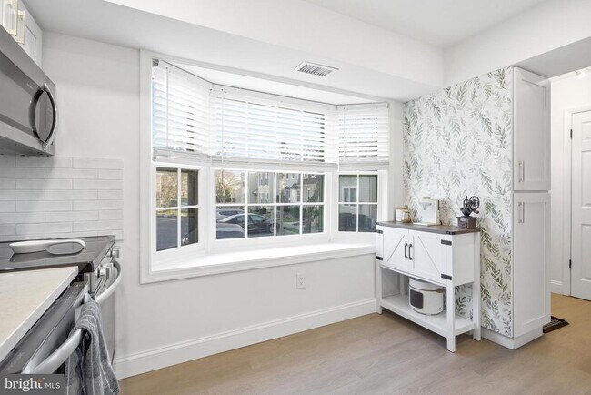 Building Photo - 6449 Birch Leaf Ct