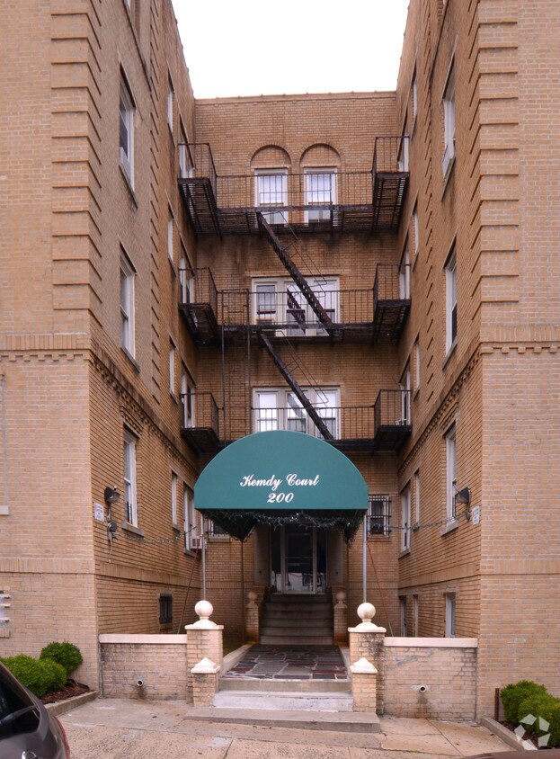 Foto del edificio - Kemdy Court
