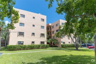 Building Photo - 8700 SW 133rd Ave