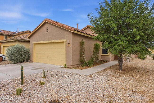 Foto del edificio - 584 N Highlands Grove Ln