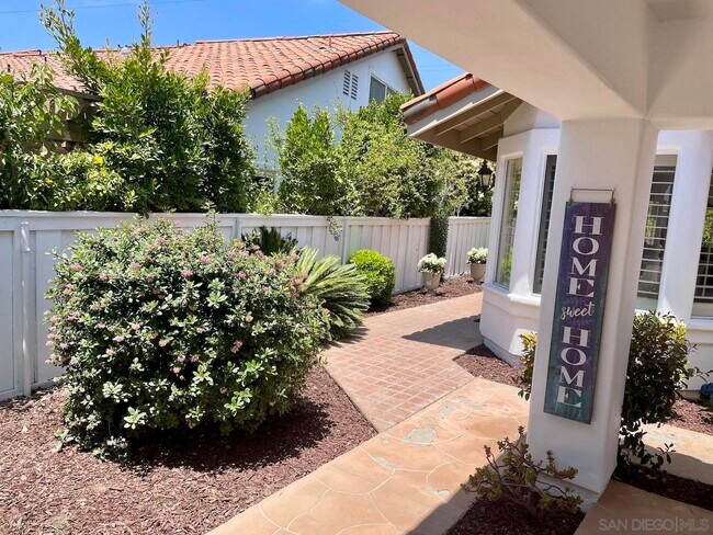 Foto del edificio - 4533 Cordoba Way