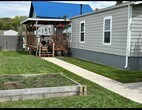 Foto principal - 4 Bedroom 2 Bath home in Manhattan