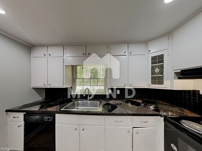 Foto del edificio - 3 br, 2 bath House - 1142 Edwards Lake Rd