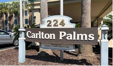 Building Photo - 224 E Garden St