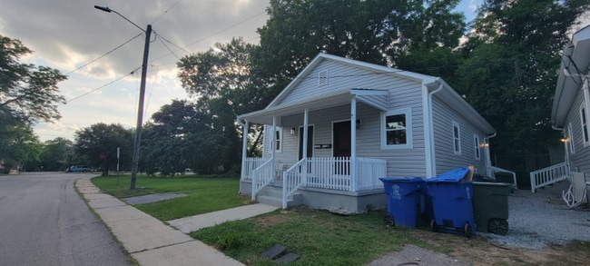 Building Photo - 2515 Youman St