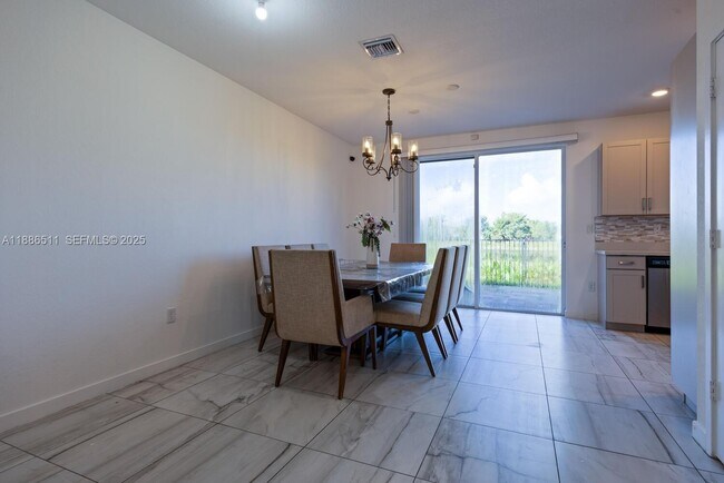 Foto del edificio - 1014 SE 23rd Ave