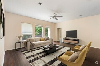Building Photo - 1511 Weatherford Dr