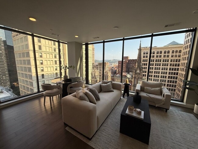 Photo - Gorgeous 2 Bedroom 2 Bathroom Downtown Con... Apartment
